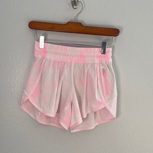Lululemon | tracker shorts 4” diamond dye white Miami pink tie dye size 4